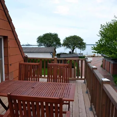 Tolles In Strandnaehe In Holiday home *
